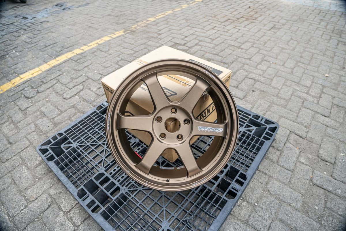 Volk Racing TE37 Ultra M-SPEC R19x9.5 ET 36 PCD 5x120 (Original Japan) view 1