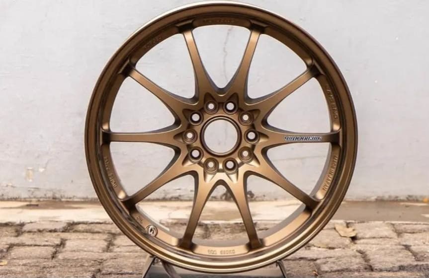 Volk Racing CE28N R18x8.5 ET 30 PCD 5x114.3 - Bronze (Original Japan) — image 1