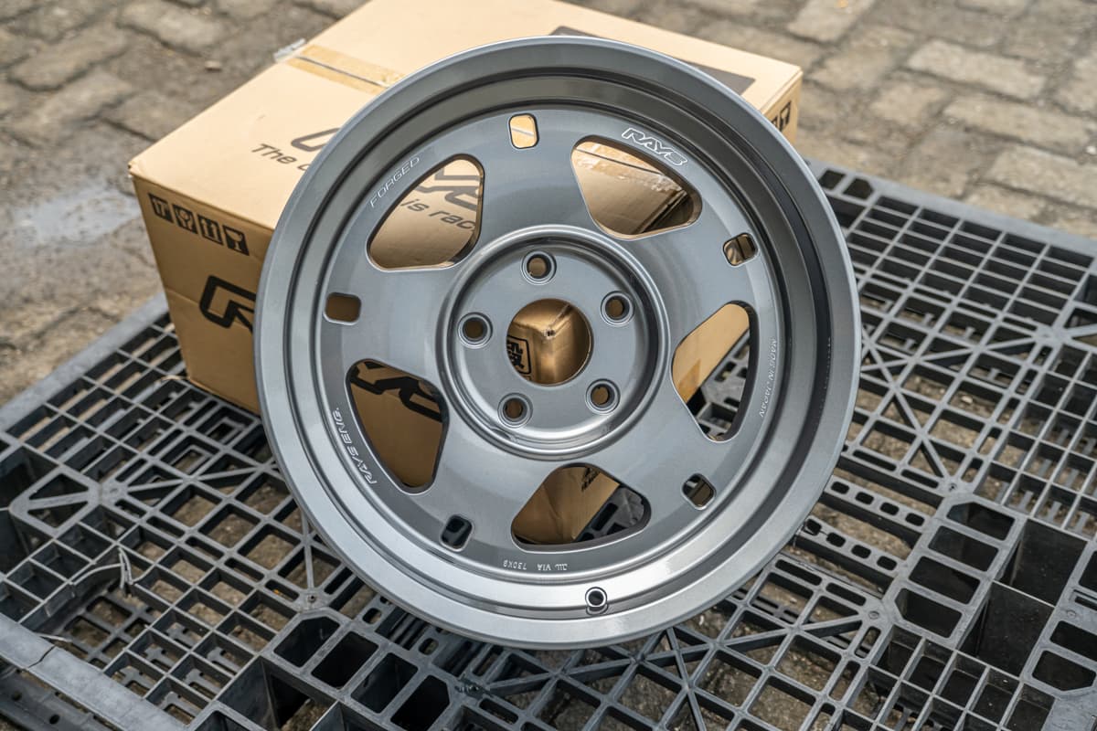 A LAP 05X R17x8.5 ET 16 PCD 5x127 (Original Japan) view 4