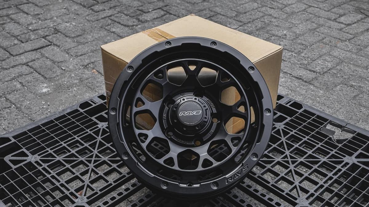 Daytona M9+ R16x6 ET -5 PCD 5x139.7 - Semi Gloss Black (Original Japan) — image 1