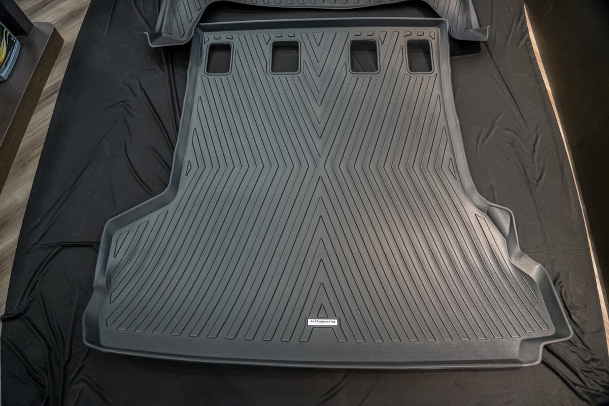 4x4 Engineering 3D Floor Mat for Land Cruiser 70 view 5
