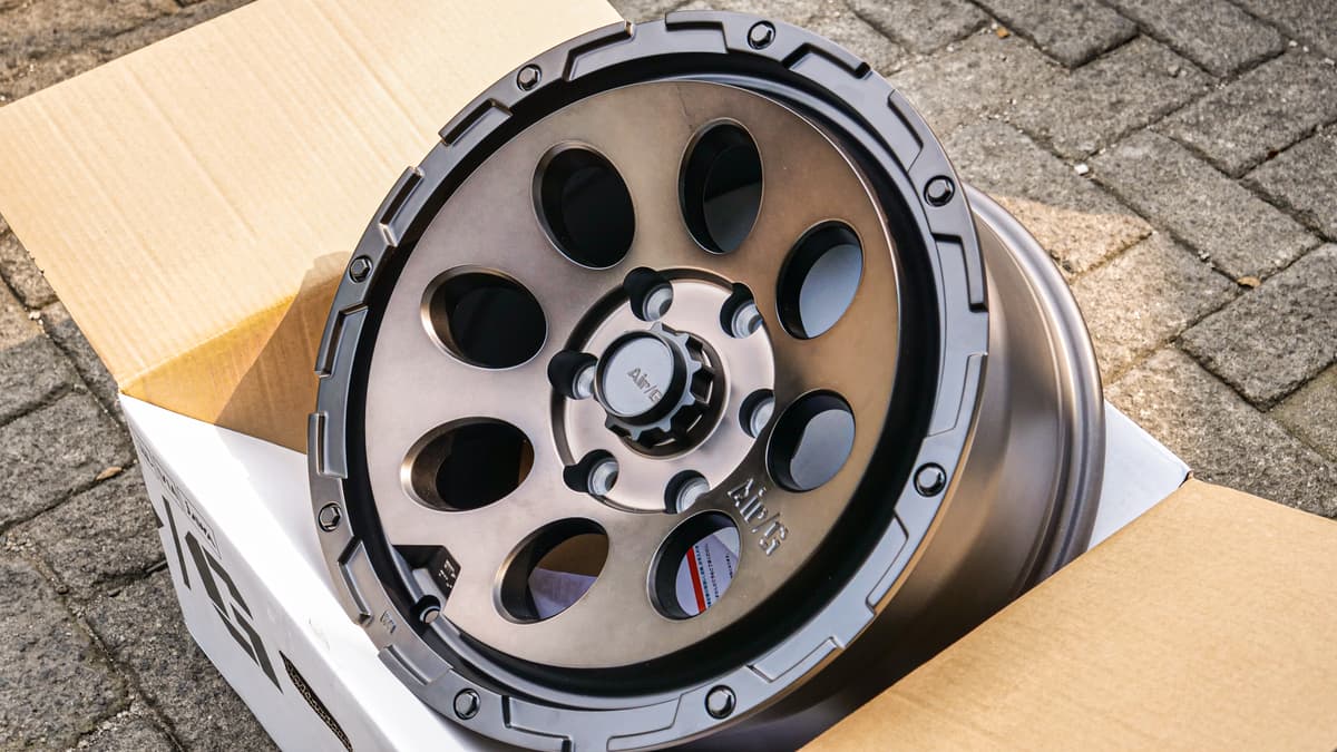 Bradley Air/G Massive 17x8 ET20 6x139.7 view 2