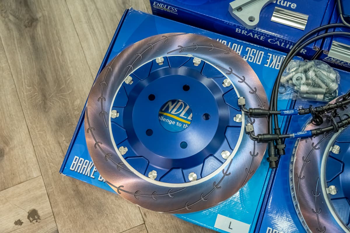 Endless Brake Kit for Toyota ALPHARD AGH30 355MM 6POT view 2