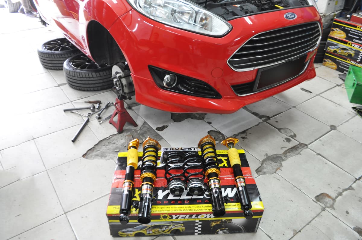 Yellow Speed Racing Dynamic Pro Sport Coilover Kit for FORD Fiesta — image 1