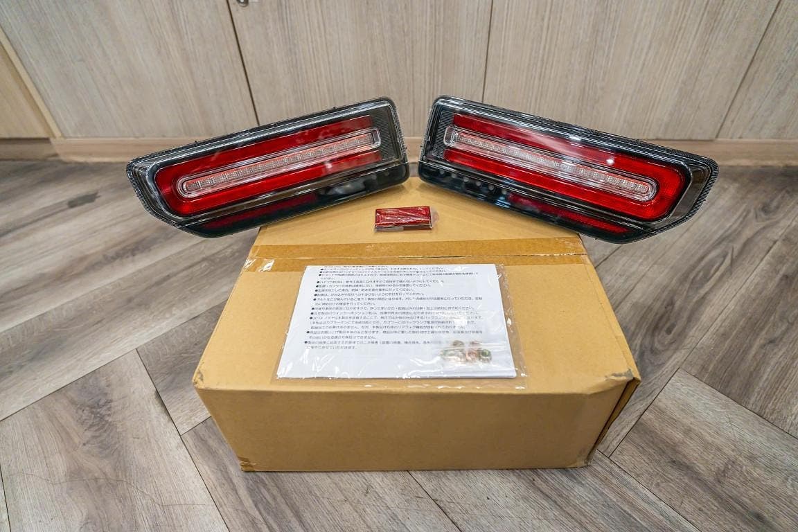 Crystal Eye LED Tail Lamp for Suzuki Jimny JB74/JC74 view 2
