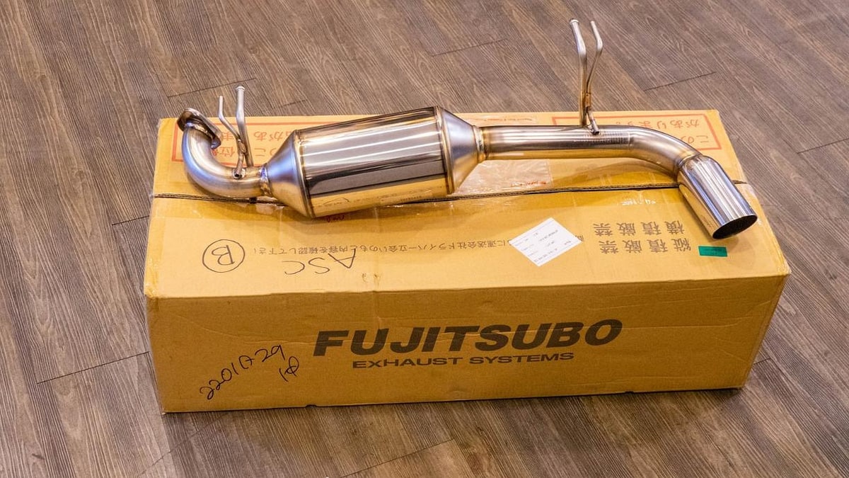 Fujitsubo Authorize K Muffler Suzuki Jimny JB64 / JB74