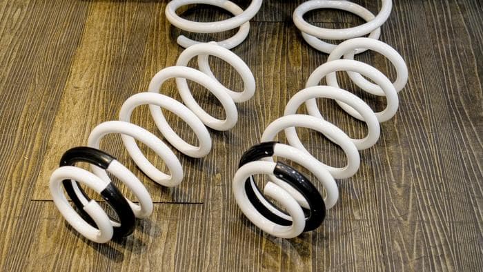 YSS Comfort Series Suspension Kit for Suzuki Ertiga 19-UP view 2