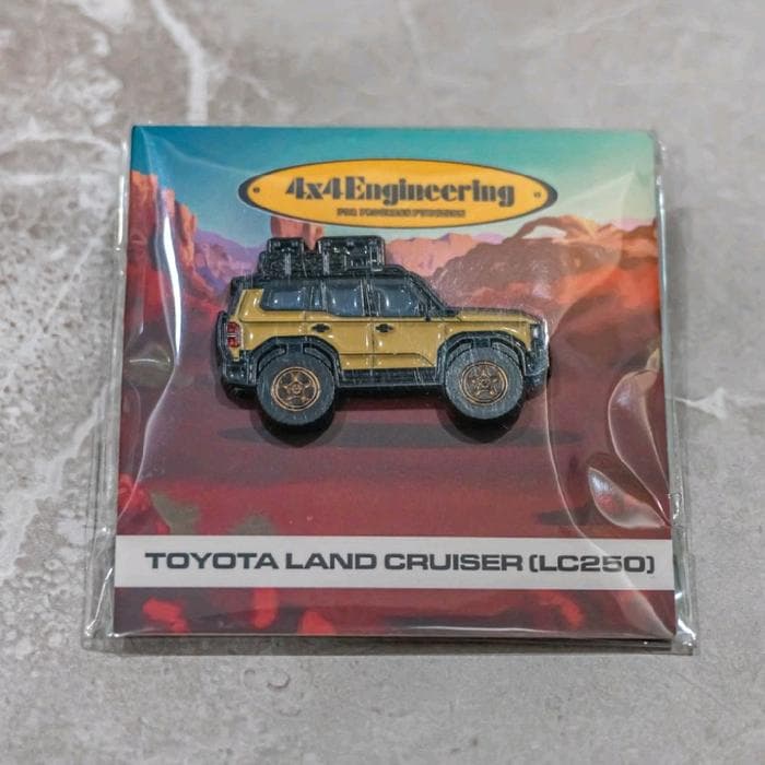 Leen Customs x 4x4 Engineering Pin Badge view 2