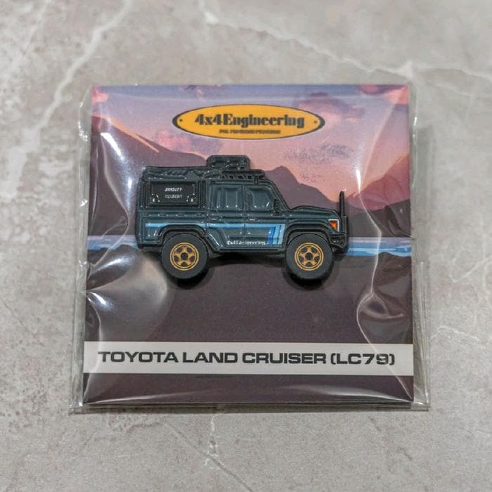 Leen Customs x 4x4 Engineering Pin Badge view 4