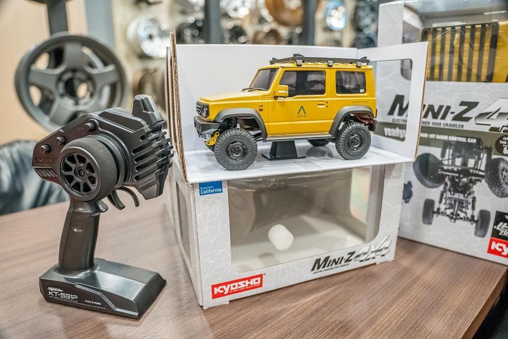 Apio Jimny RC Mini 4x4 - Kyosho — image 1
