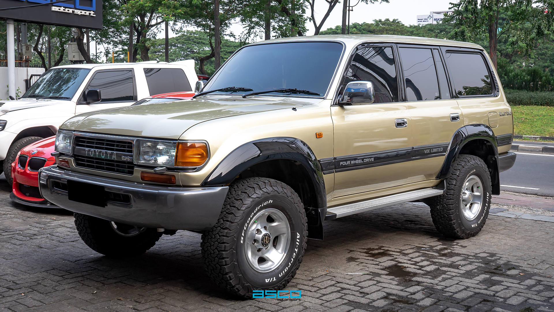 Toyota Land Cruiser 80