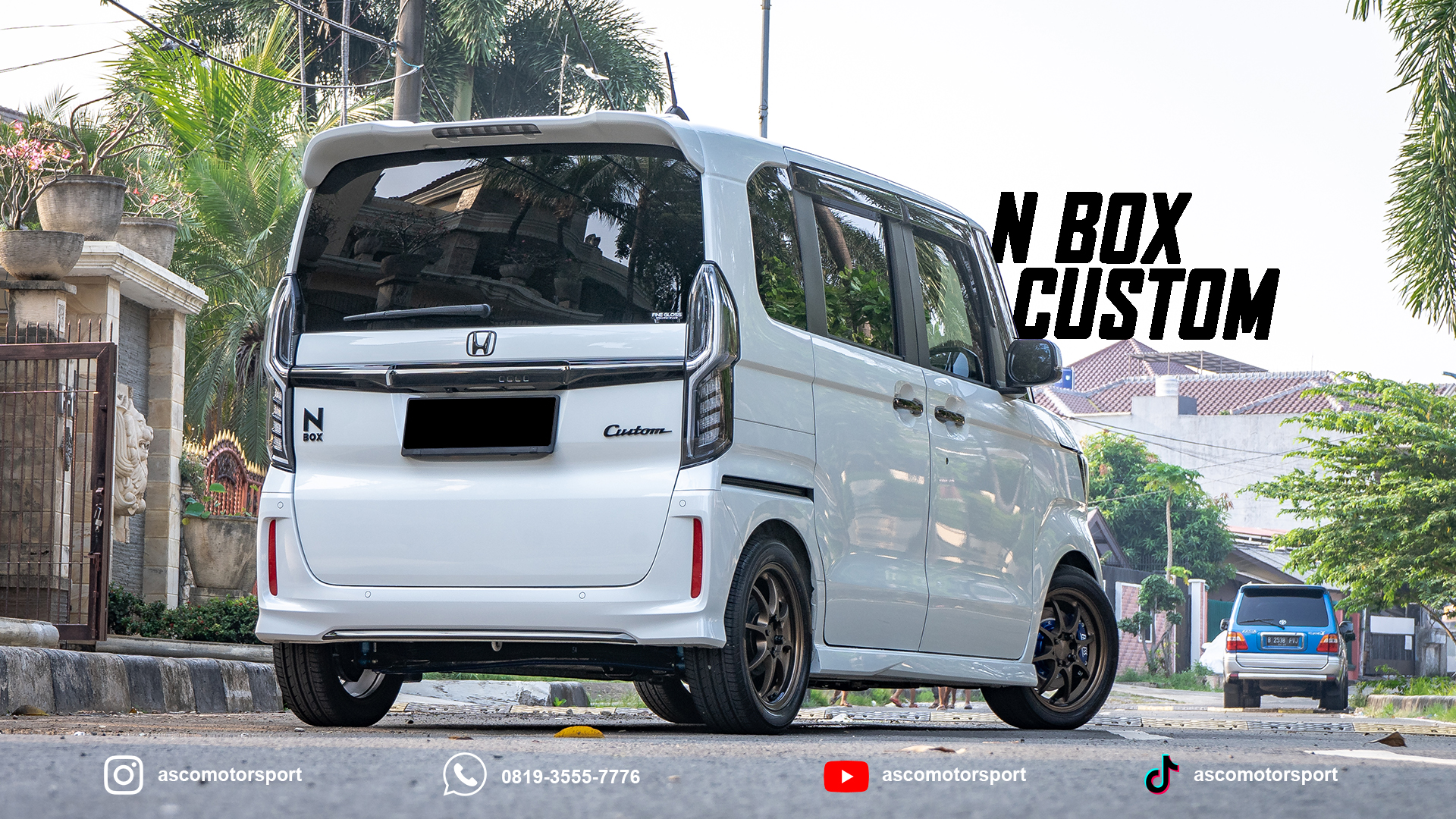 Honda N-BOX Custom (JF3)