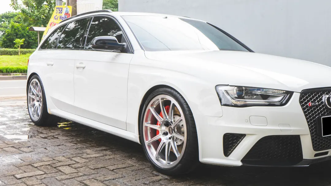 Audi RS4 Avant
