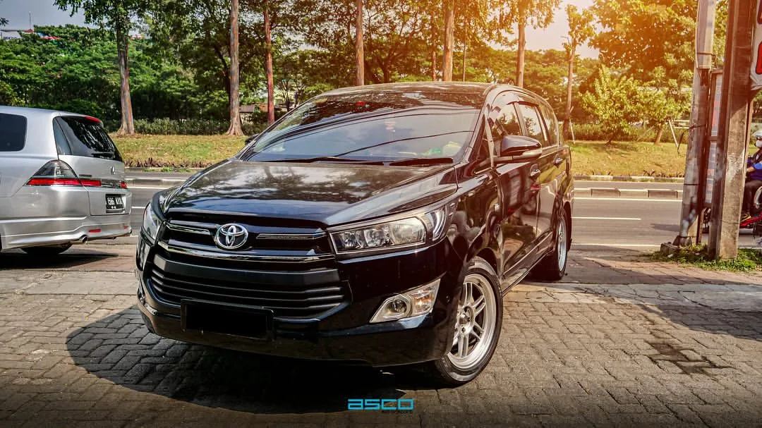 Toyota Innova Reborn