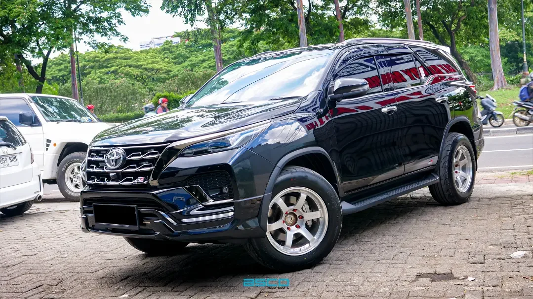 Toyota Fortuner VRZ GR