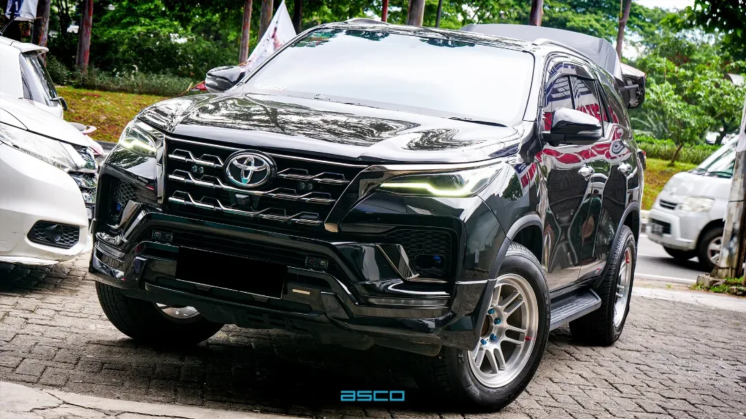 Toyota Fortuner VRZ GR