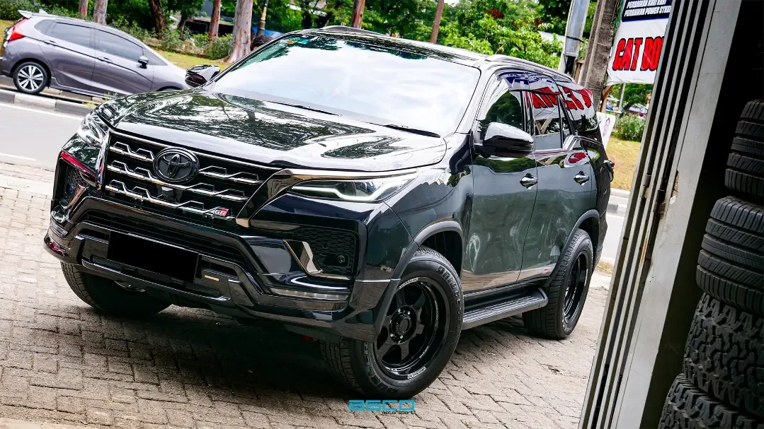 Toyota Fortuner VRZ GR