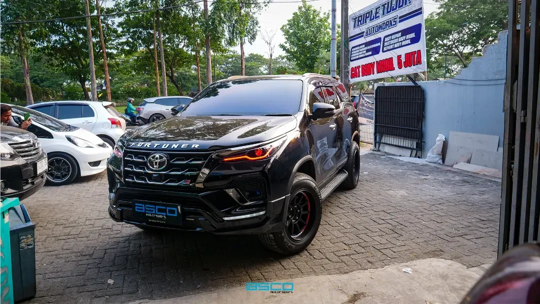 Toyota Fortuner VRZ GR