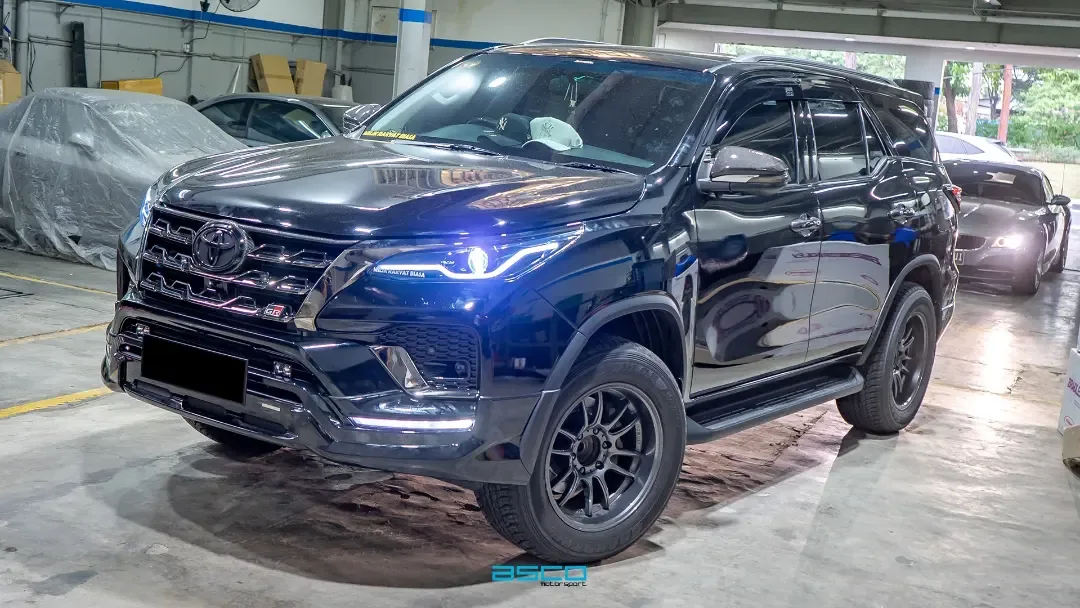 Toyota Fortuner VRZ GR