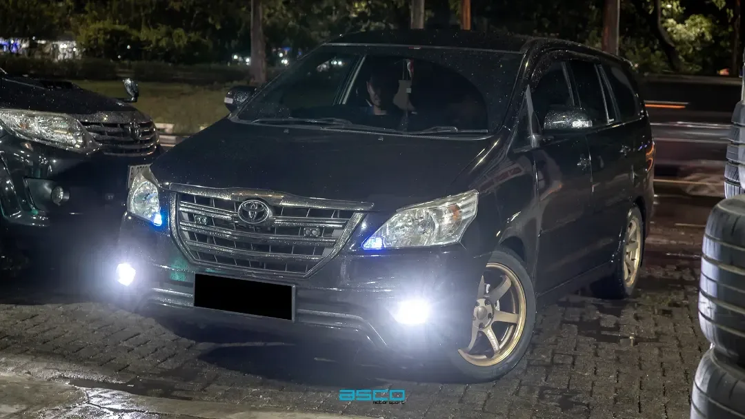 Toyota Innova KD