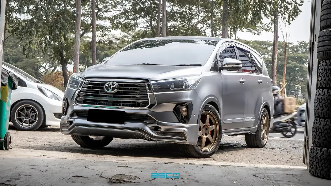 Toyota Innova Reborn