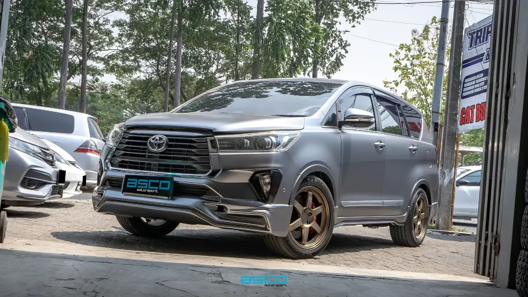 Toyota Innova Reborn