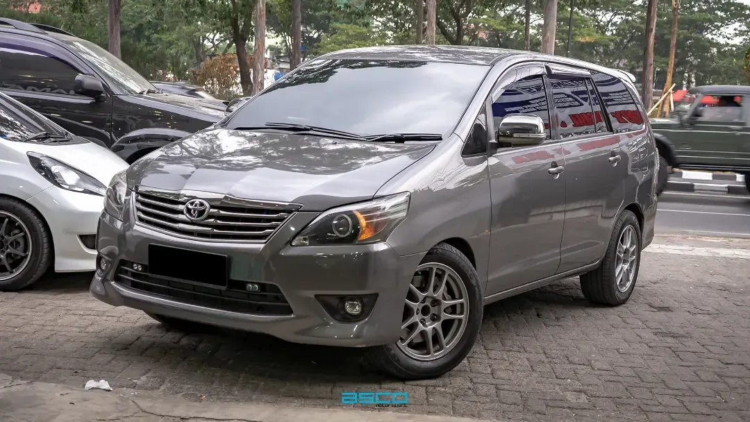 Toyota Innova KD