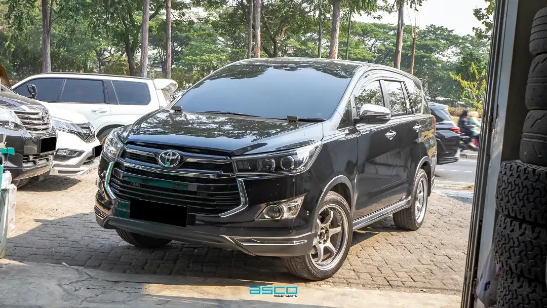 Toyota Innova Reborn