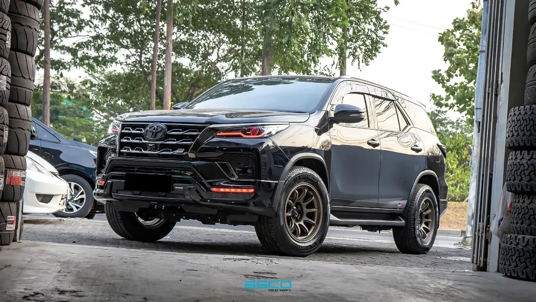 Toyota Fortuner VRZ GR