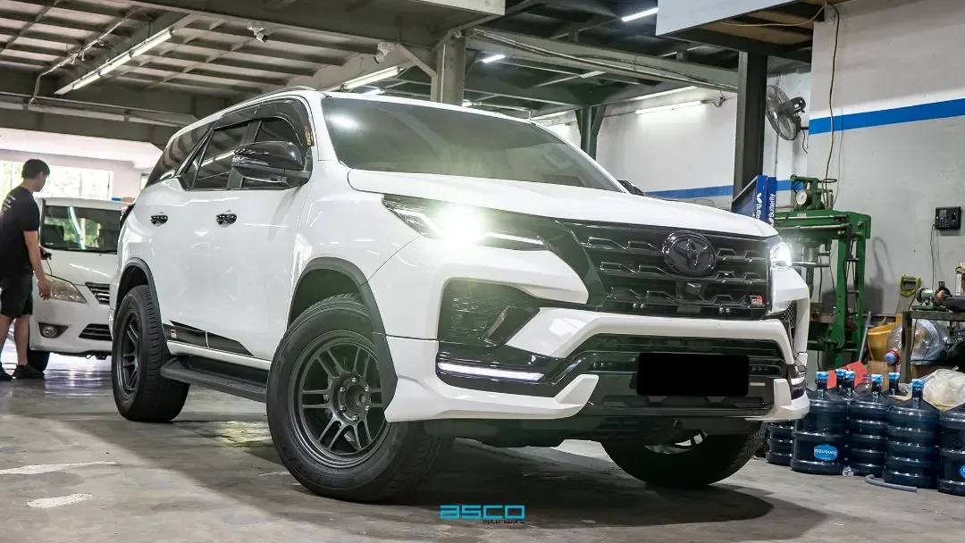 Toyota Fortuner VRZ GR