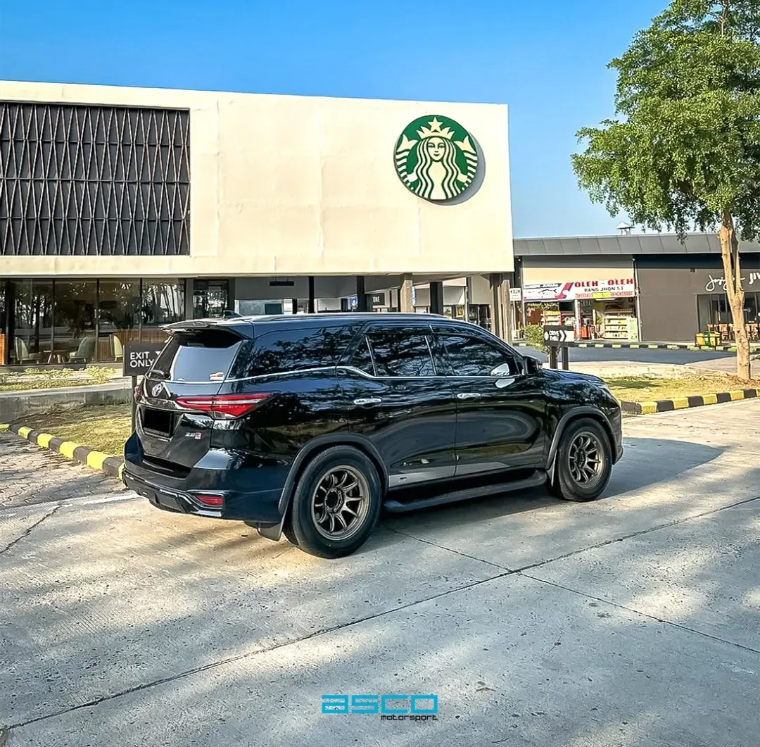 Toyota Fortuner VRZ GR