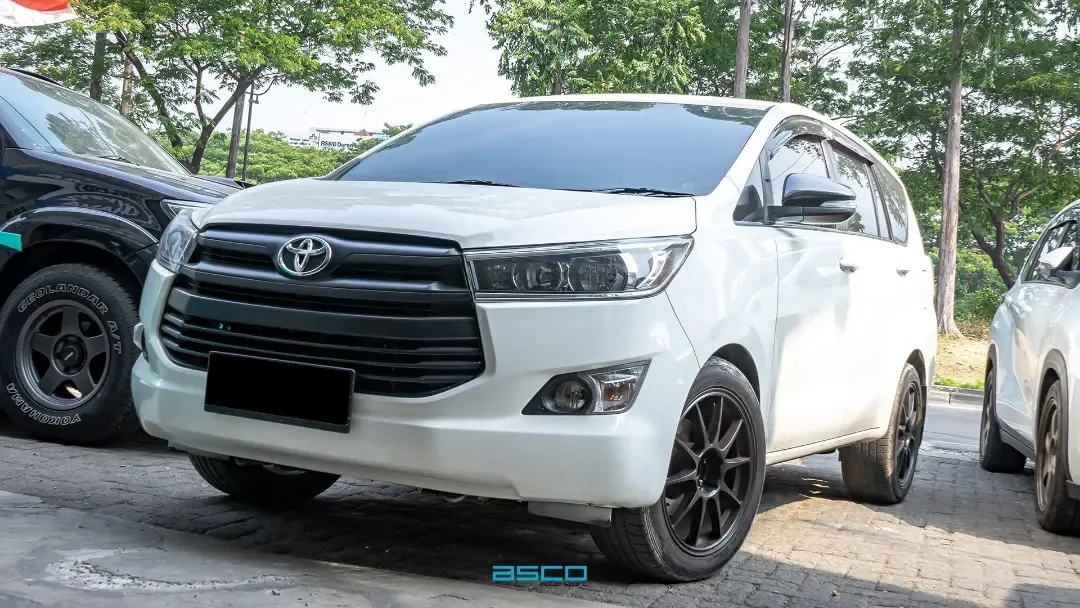 Toyota Innova Reborn