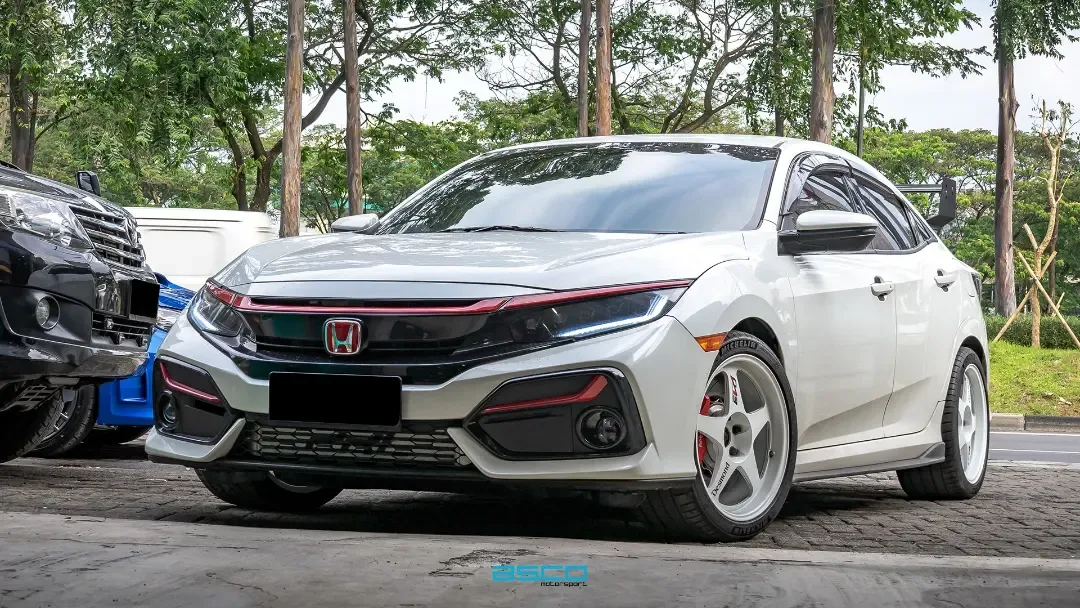 Honda Civic (FK7)