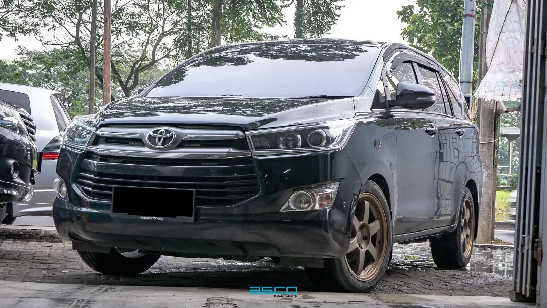 Toyota Innova Reborn