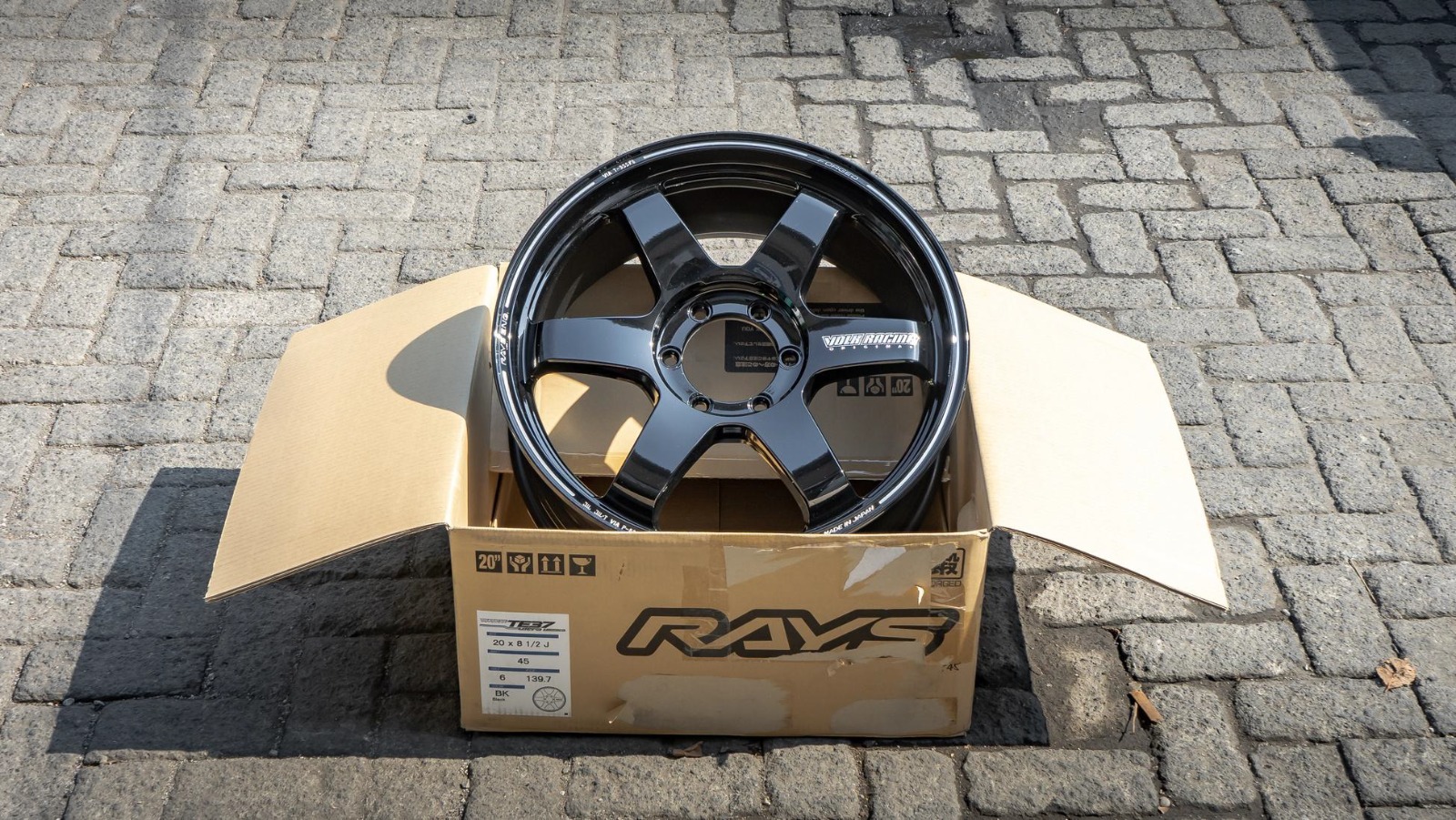 Volk Racing TE37 Ultra Large PCD R20x8.5 ET 45 PCD 6x139 (Original Japan)