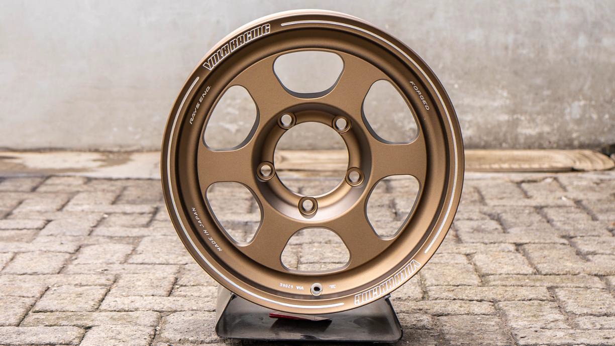 Volk Racing TE37XT FOR J R16x6 ET -5 PCD 5x139.7 - Bronze (Original Japan)