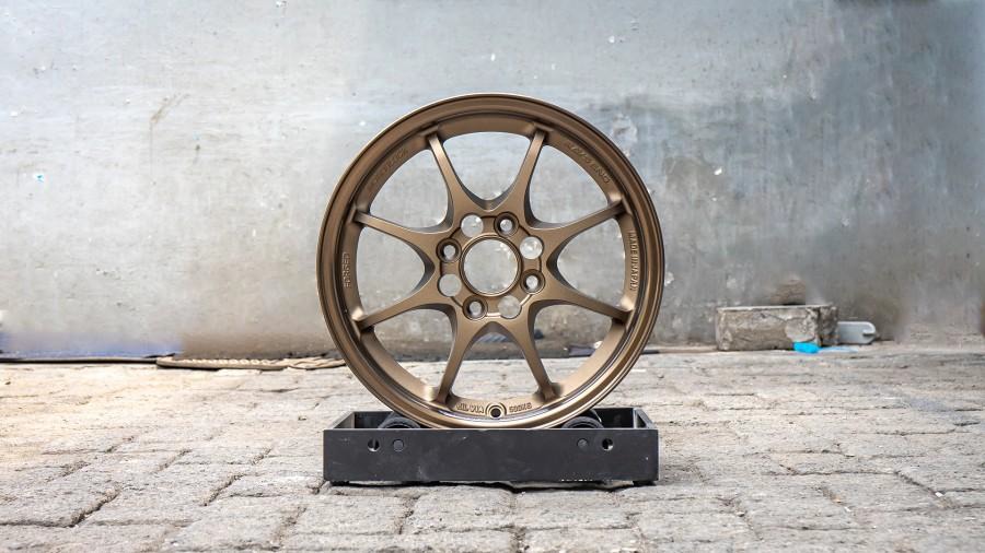 Volk Racing CE28N R14x5.5 ET 36 PCD 4x100 - Bronze (Original Japan)