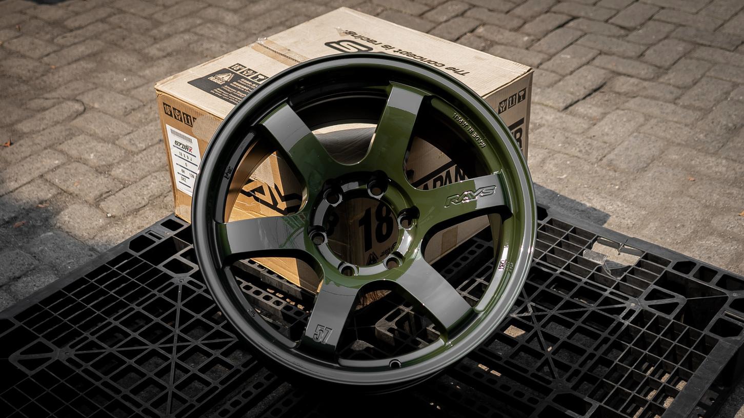 Gram Lights 57DRX R18x9 ET 0 PCD 6x139.7 (Original Japan)
