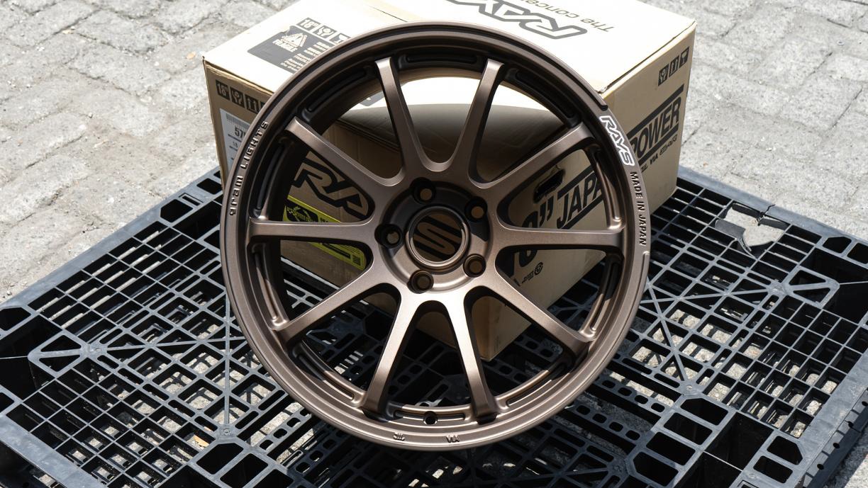 Gram Lights 57NR R18x9.5 ET 22 PCD 5x114.3 (Original Japan)