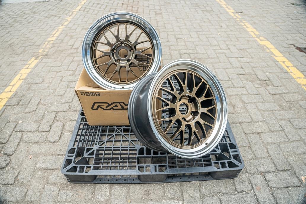 Volk Racing 21A SPEC SR R18 Staggered Setup ET 22 PCD 5x120 - Shining Bronze Metal / Rim DC (Original Japan)