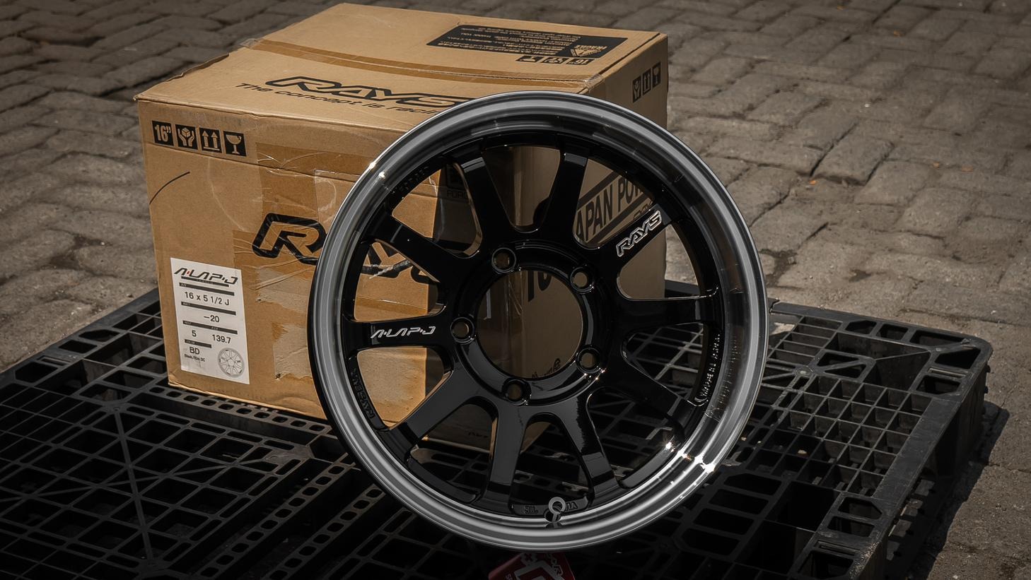 A LAP J R16x5.5 ET -20 PCD 5x139.7 - Black Rim DC (Original Japan)