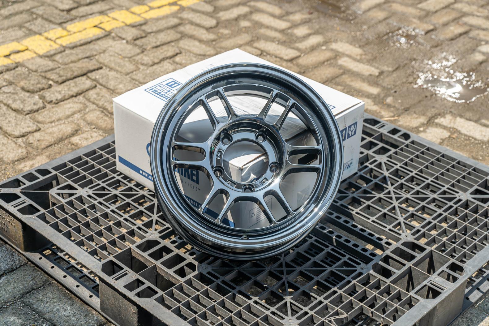 RPT1 R16x6 ET 0 PCD 5x139.7 (Original Japan) view 3