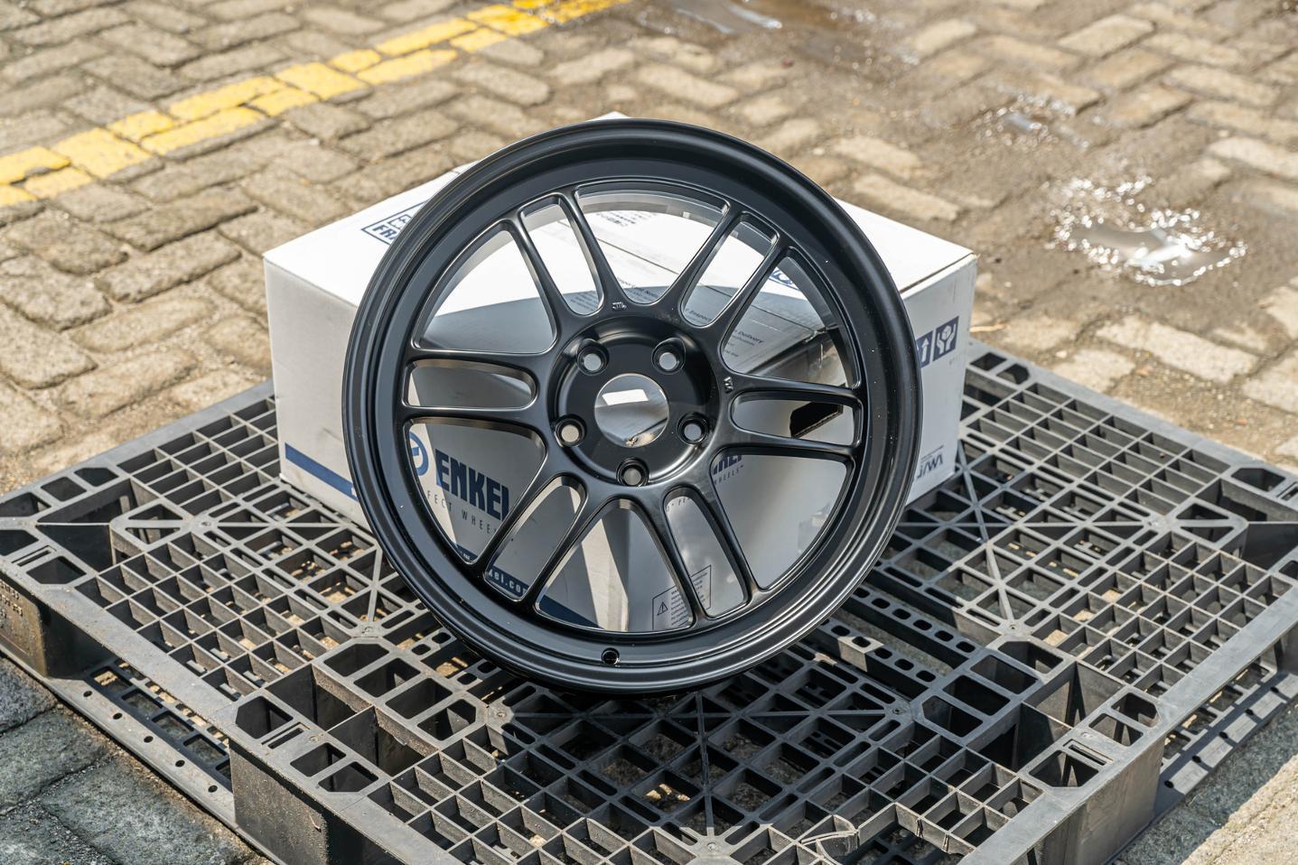 RPF1 R18x8 ET 35 PCD 5x114 (Original Japan) view 2