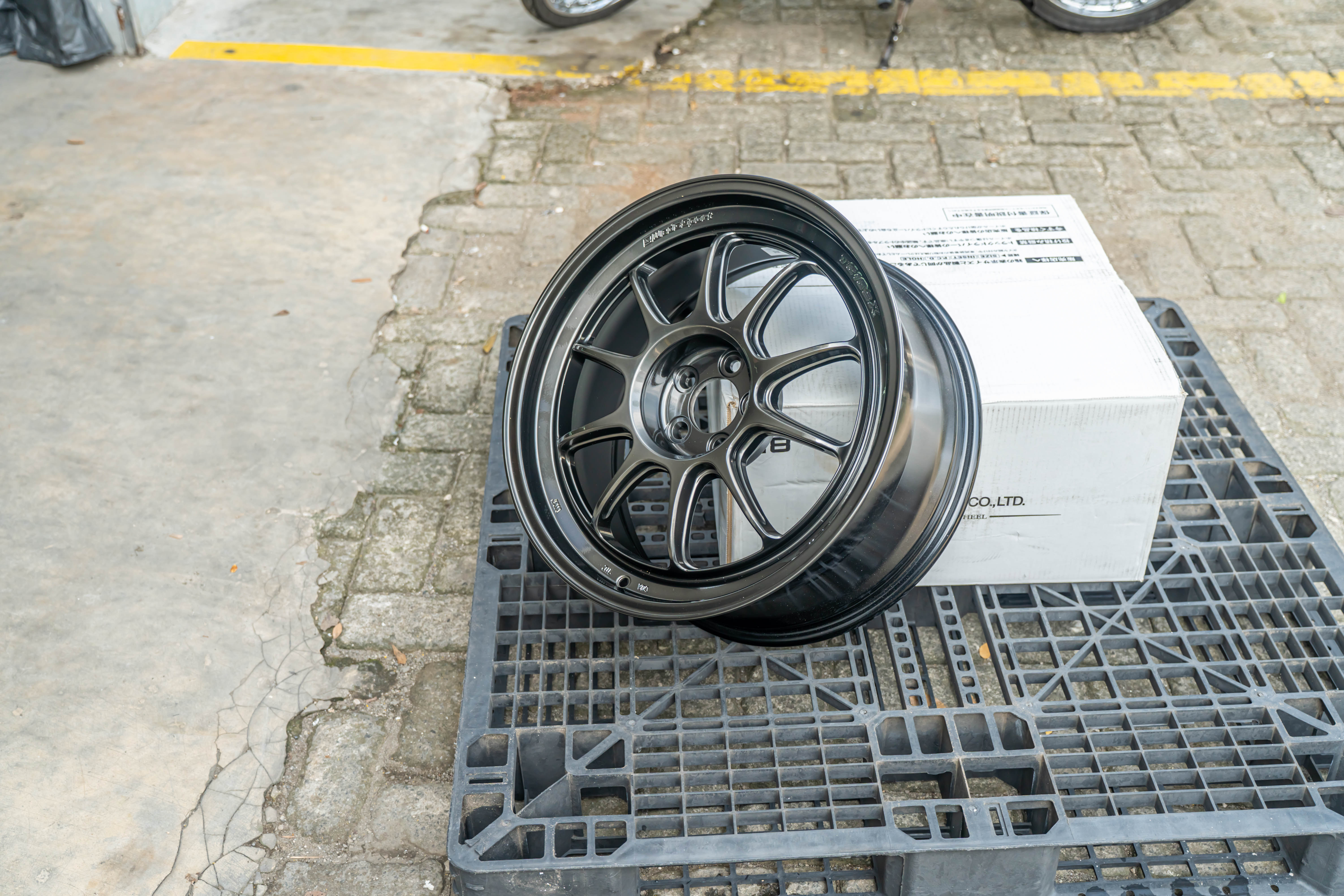 TC105X DSR R18x8.5 ET 43 PCD 5x100 - EJ Titan (Original Japan) view 3