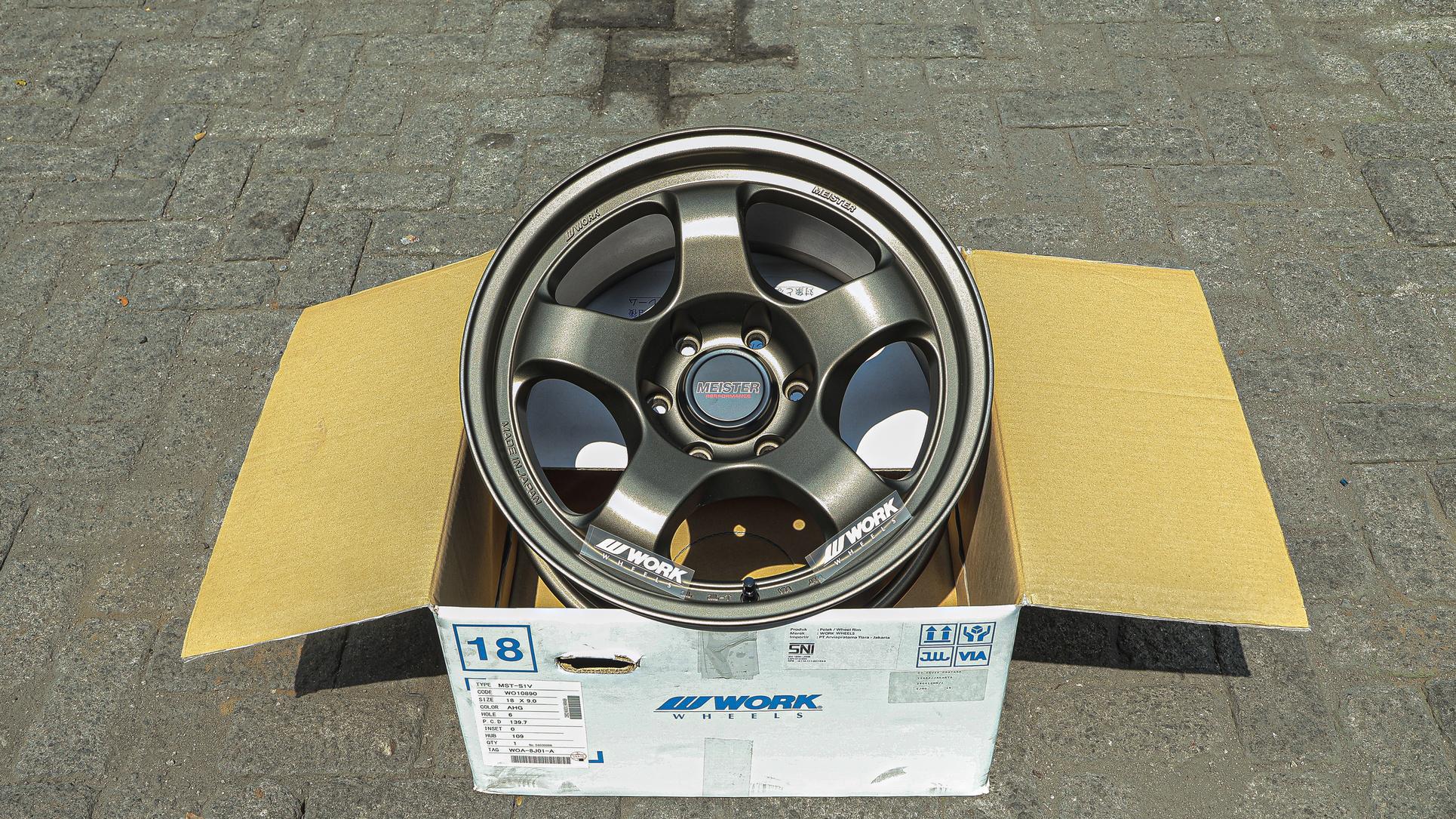 MEISTER S1V R18x9 ET 18 PCD 6x139.7 - Original Japan