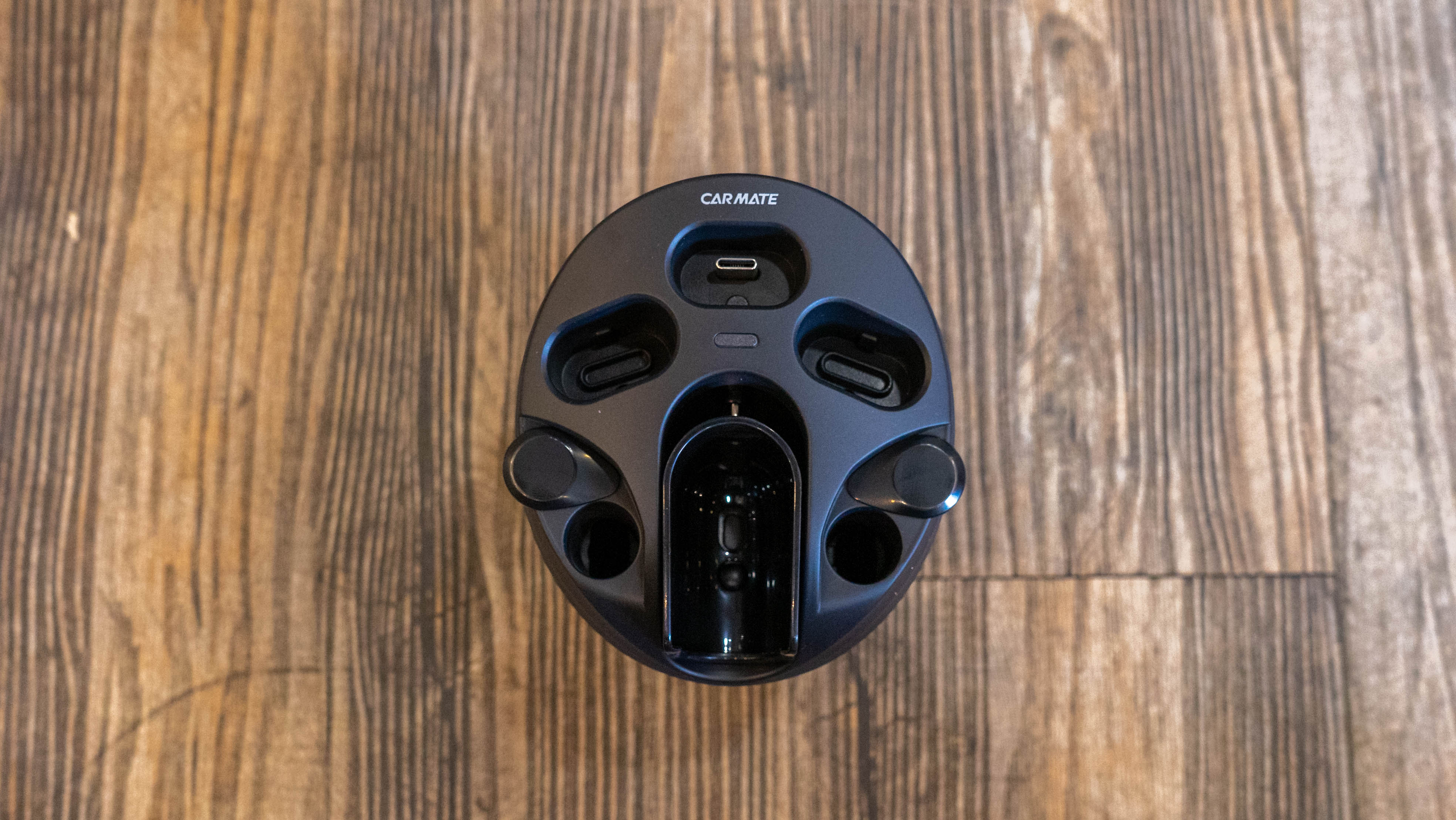 Carmate IQOS Multi-Charger view 3