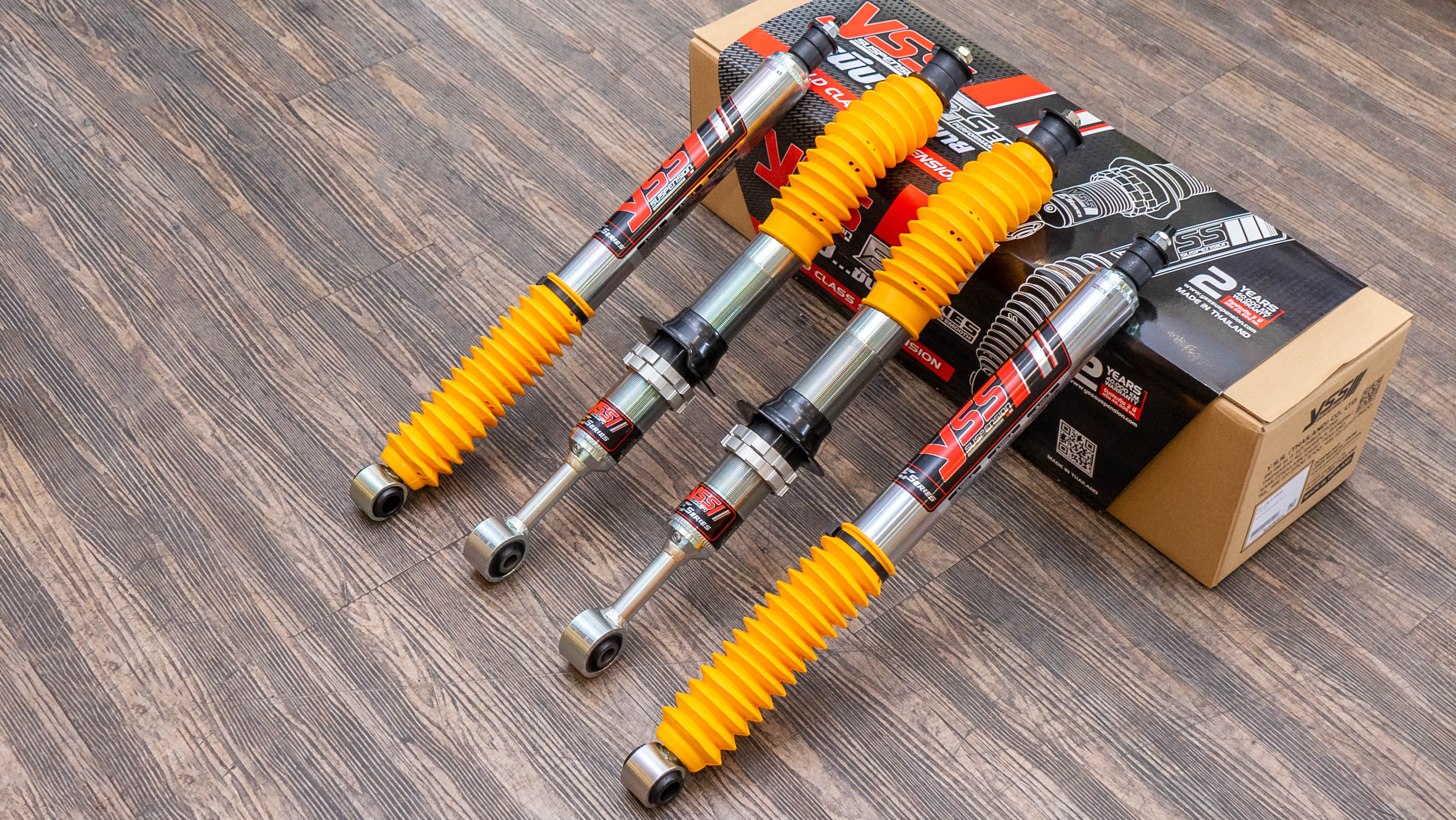 YSS E-Series Performance Suspension Kit for Toyota Fortuner VNT 06+ view 2