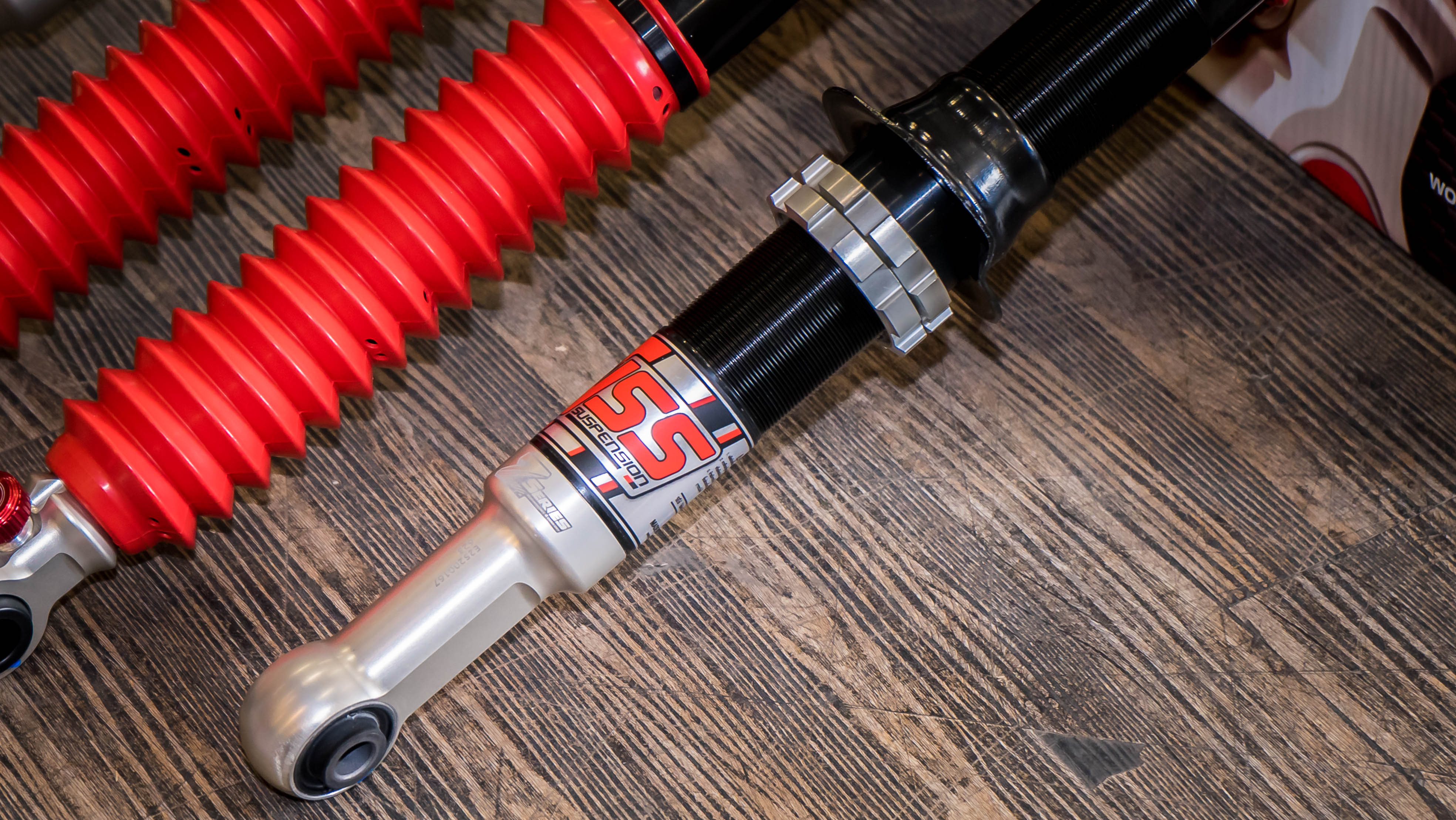 YSS Z-Series Performance Suspension Kit for Toyota Hilux Vigo view 4
