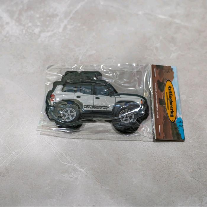 Leen Customs x 4x4 Engineering Rubber Patch view 3