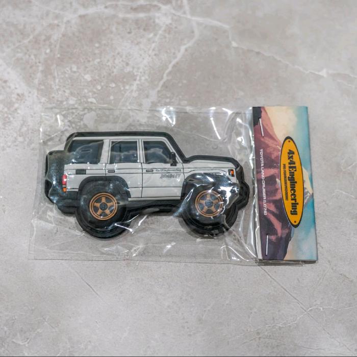 Leen Customs x 4x4 Engineering Rubber Patch view 4